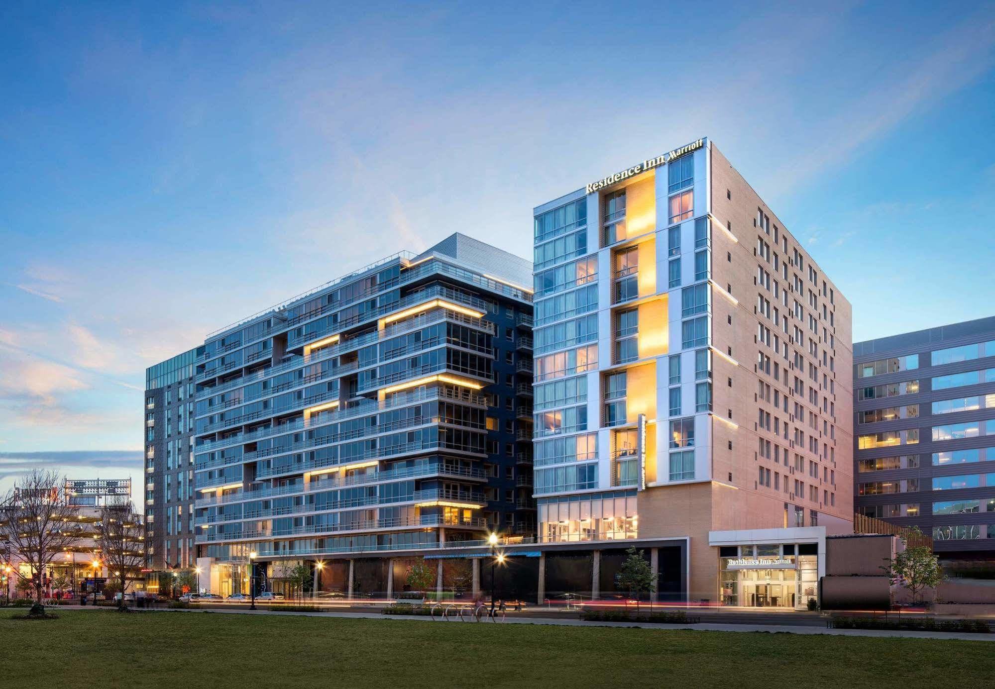 Residence Inn Washington Capitol Hill/Navy Yard Exterior foto